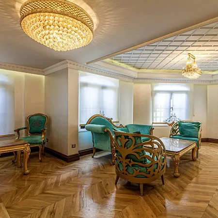 מלון Splendid In Historic Mansion In Beylerbeyi *